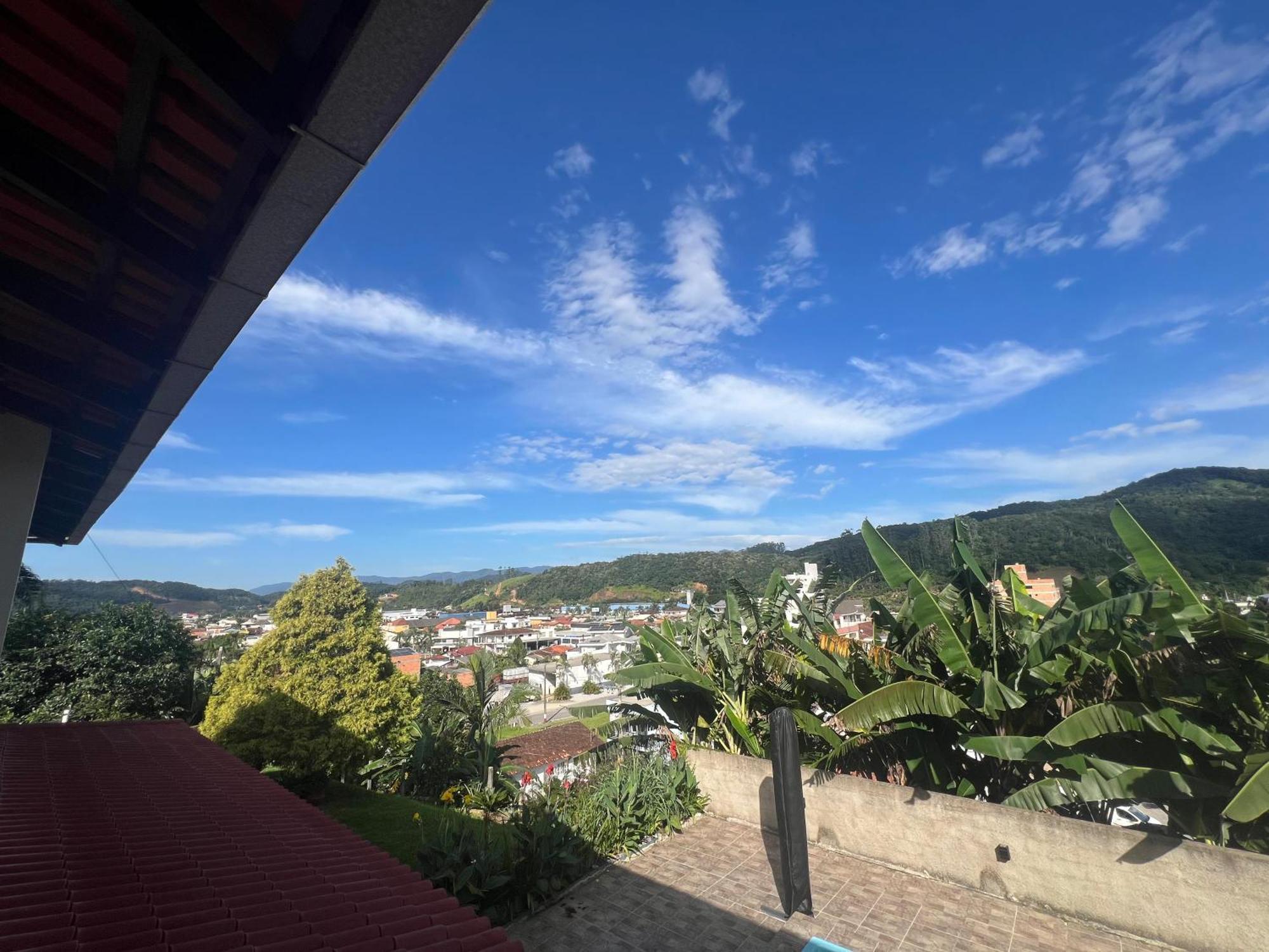 Casa Com Visao Panoramica No Centro De Nova Trento Appartement Buitenkant foto